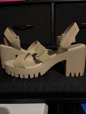 Madden Girl Beige Chunky Platform Sandals